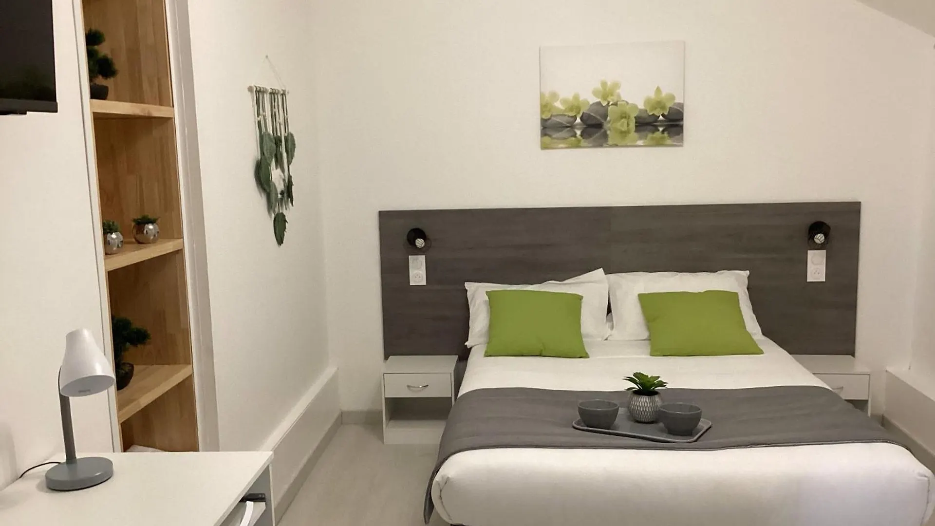 아파트 Appartement Altea 85 M2 Climatise Parking Proche Sanctuaires 루르드